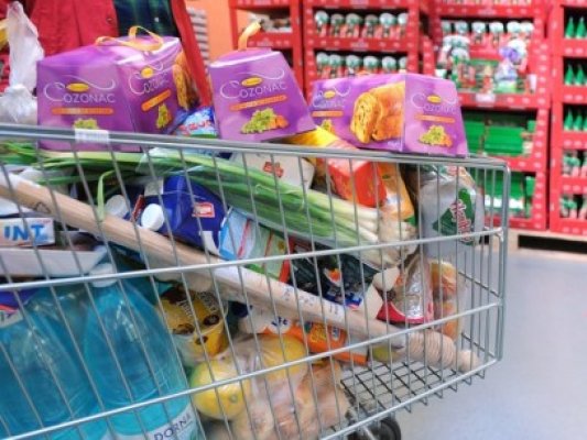 Urlă foamea-n hoţi: a furat produse alimentare în valoare de 729 de lei